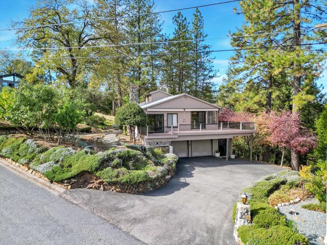 17472 Troy Ct, Grass Valley, CA 95949