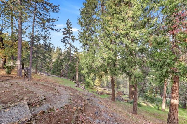 17472 Troy Ct, Grass Valley, CA 95949