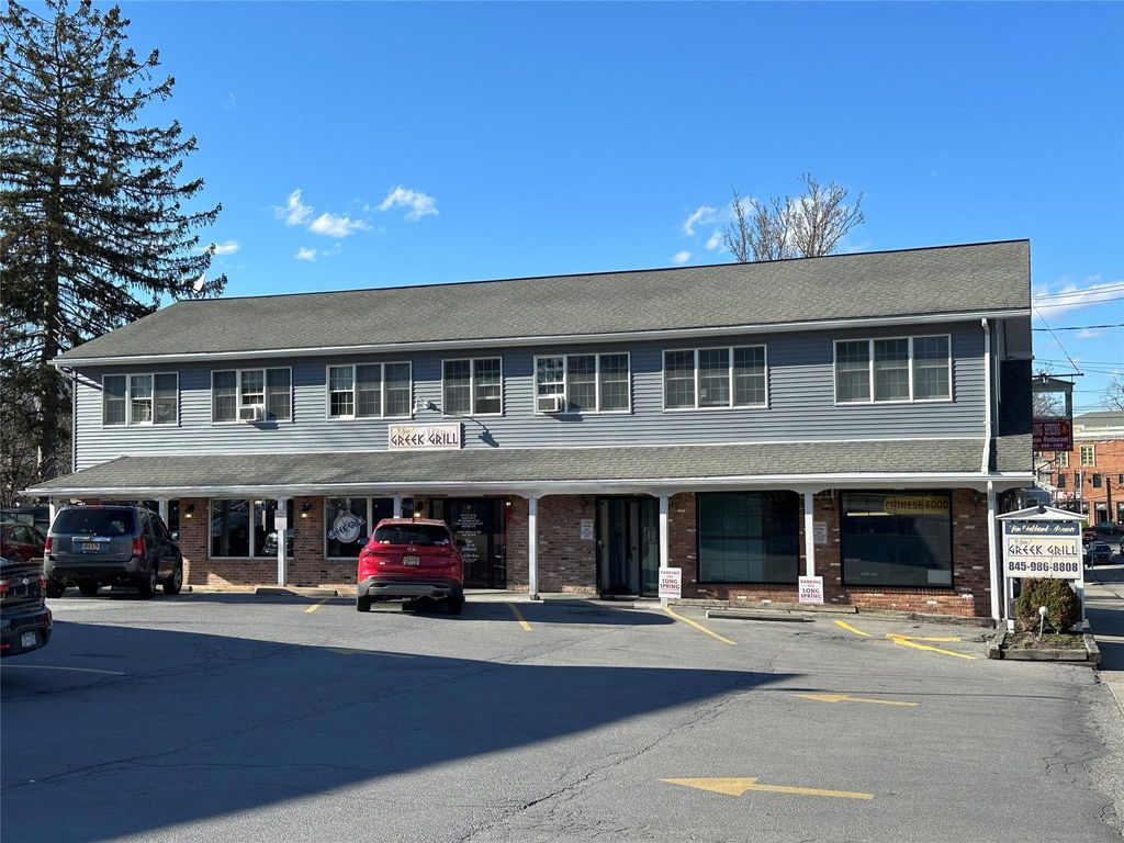10 Oakland Avenue 2-1, Warwick, NY 10990