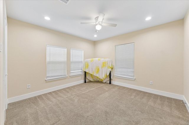 216 E 32nd Street, Houston, TX 77018