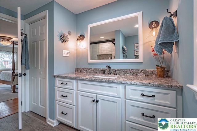 1177 Treeline Drive, Lower Macungie Twp, PA 18103
