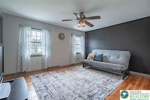 1177 Treeline Drive, Lower Macungie Twp, PA 18103