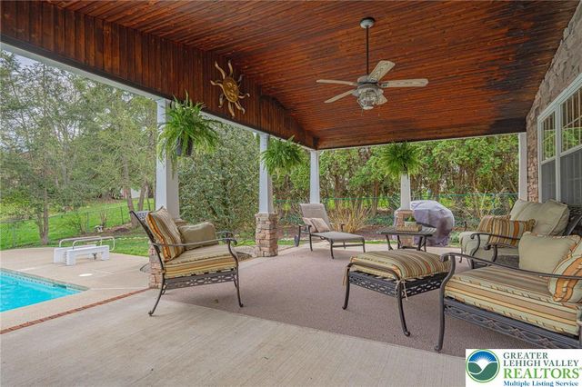 1177 Treeline Drive, Lower Macungie Twp, PA 18103
