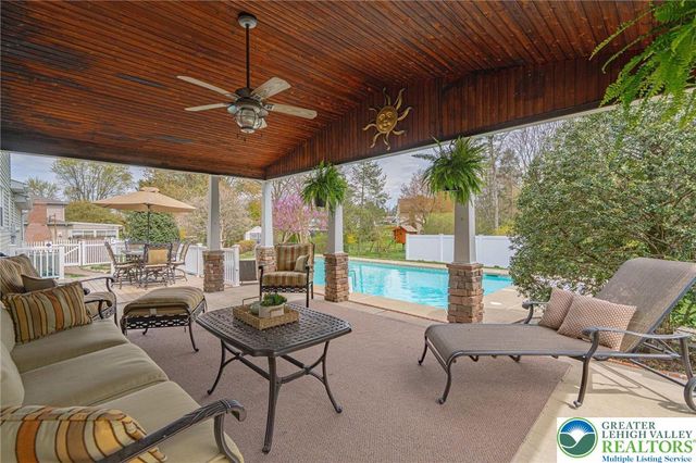 1177 Treeline Drive, Lower Macungie Twp, PA 18103