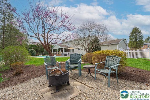 1177 Treeline Drive, Lower Macungie Twp, PA 18103