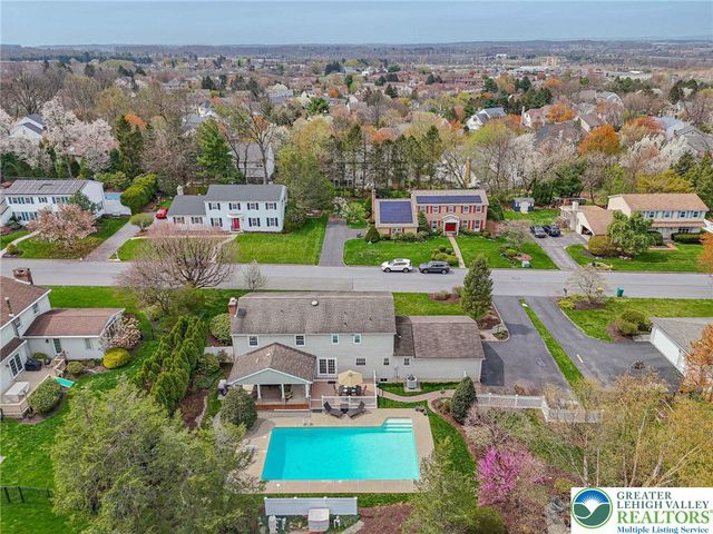 1177 Treeline Drive, Lower Macungie Twp, PA 18103