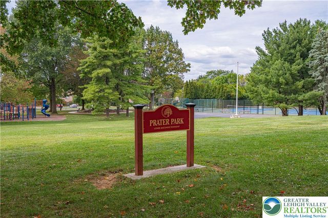 1177 Treeline Drive, Lower Macungie Twp, PA 18103