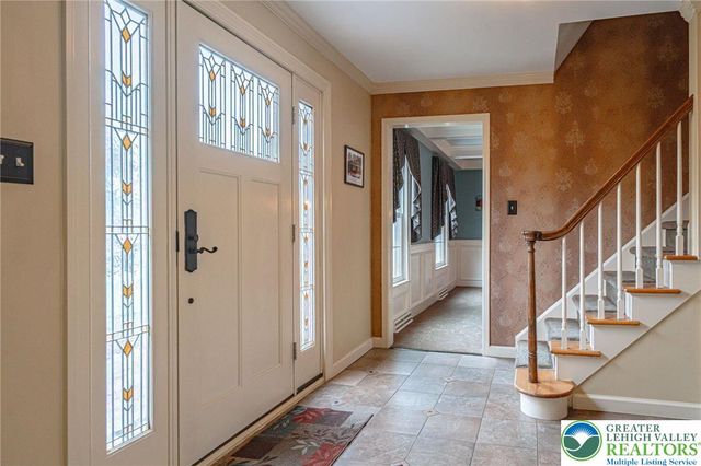 1177 Treeline Drive, Lower Macungie Twp, PA 18103