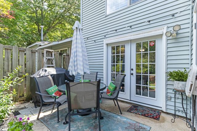 10 Bear Grass Court, Greenville, SC 29605
