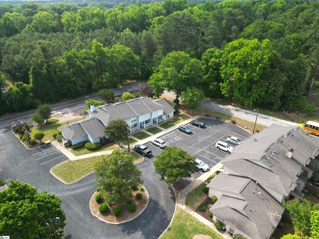 10 Bear Grass Court, Greenville, SC 29605