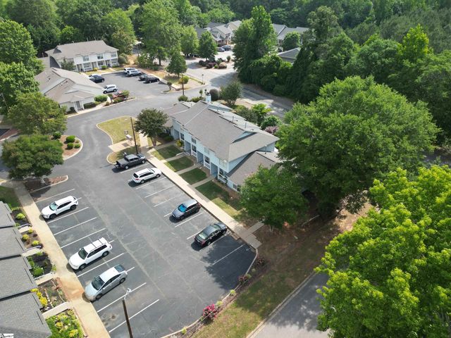10 Bear Grass Court, Greenville, SC 29605