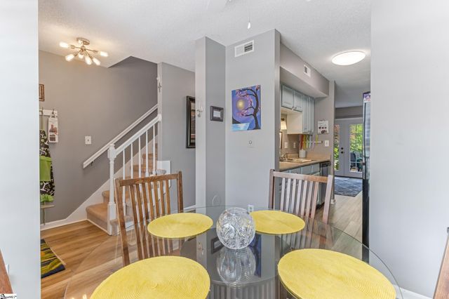 10 Bear Grass Court, Greenville, SC 29605
