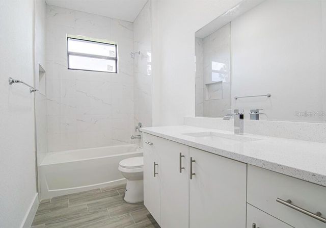 15633 LAKELAND CIRCLE, Port Charlotte, FL 33981