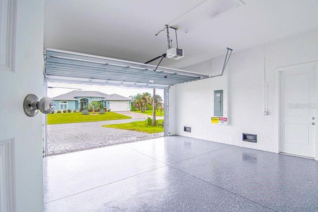 15633 LAKELAND CIRCLE, Port Charlotte, FL 33981