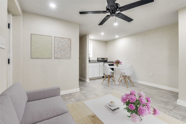522 Griffith Avenue, Dallas, TX 75208