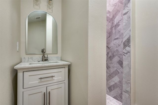 522 Griffith Avenue, Dallas, TX 75208