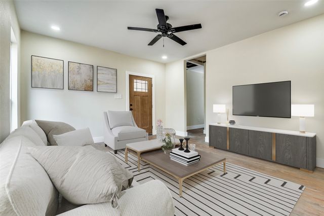 522 Griffith Avenue, Dallas, TX 75208