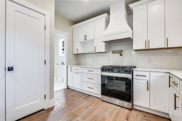 522 Griffith Avenue, Dallas, TX 75208