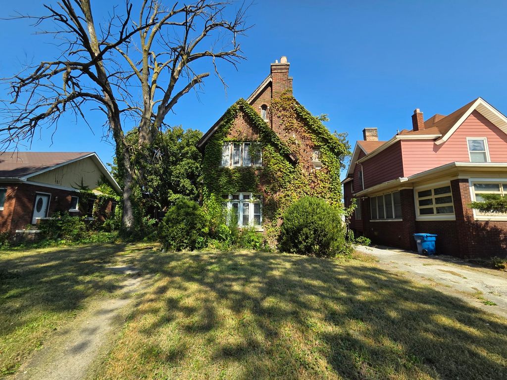 61 E 155th Street, Harvey, IL 60426