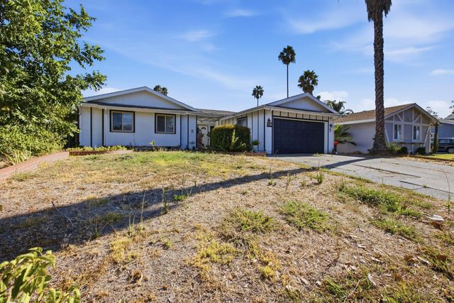 5960 Valley Hi Dr, Sacramento, CA 95823