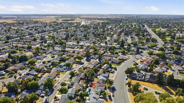 5960 Valley Hi Dr, Sacramento, CA 95823
