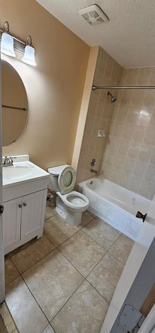 15355 SW 39th Lane, Miami, FL 33185