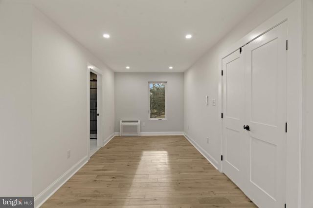 300 WITMER RD, Horsham, PA 19044