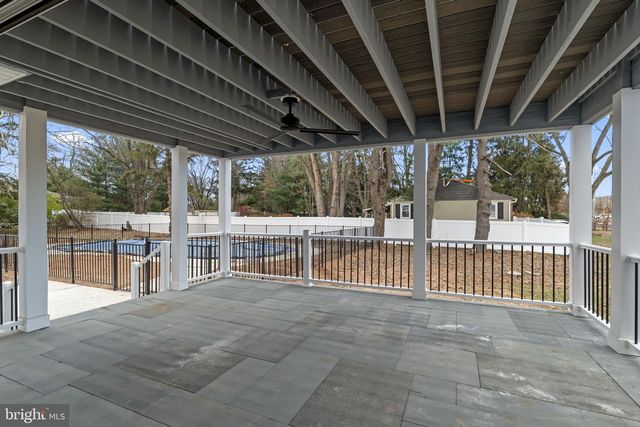 300 WITMER RD, Horsham, PA 19044