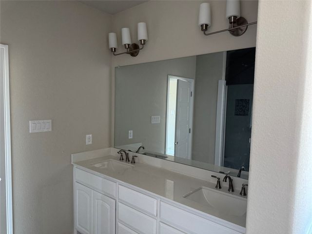 1033 Nighthawk Trail, Alvarado, TX 76009