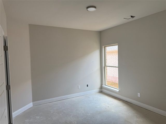 1033 Nighthawk Trail, Alvarado, TX 76009