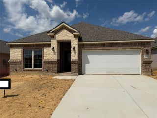 1033 Nighthawk Trail, Alvarado, TX 76009