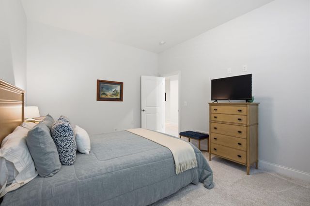 104 S Pinnacle Drive, Fort Thomas, KY 41075