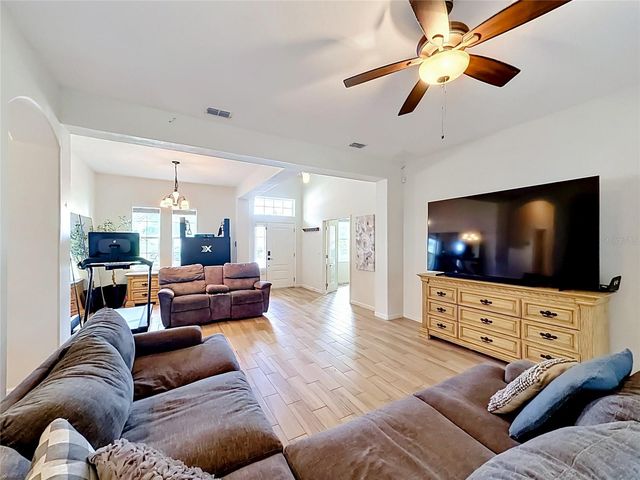 1867 HARRIER AVENUE, Clermont, FL 34711