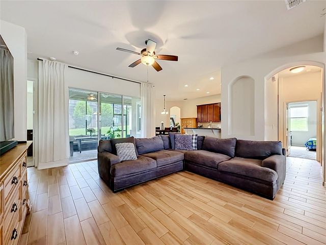 1867 HARRIER AVENUE, Clermont, FL 34711