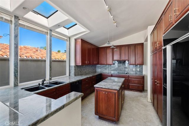 1425 Samoa Way, Laguna Beach, CA 92651