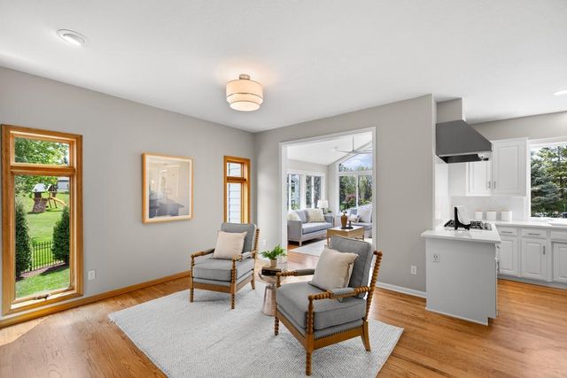 9548 Virginia Avenue S, Bloomington, MN 55438