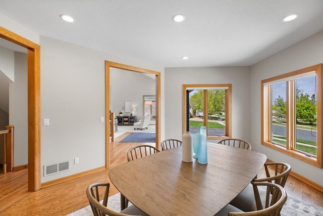 9548 Virginia Avenue S, Bloomington, MN 55438