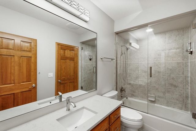 9548 Virginia Avenue S, Bloomington, MN 55438