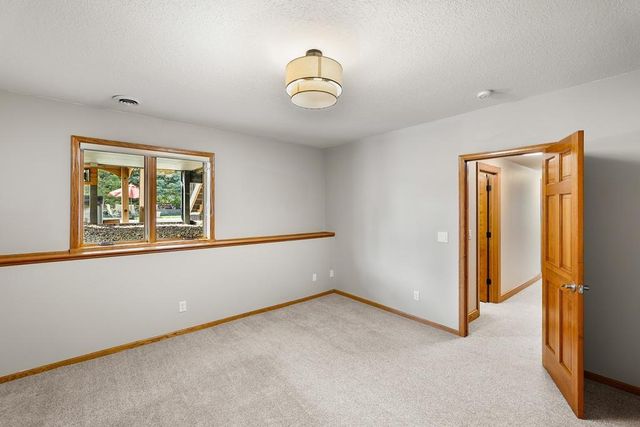 9548 Virginia Avenue S, Bloomington, MN 55438