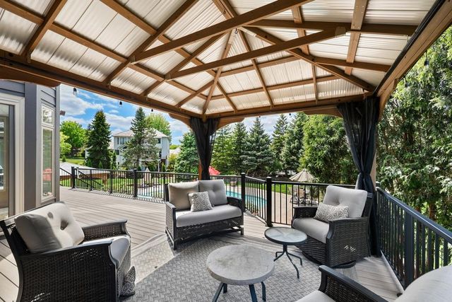 9548 Virginia Avenue S, Bloomington, MN 55438
