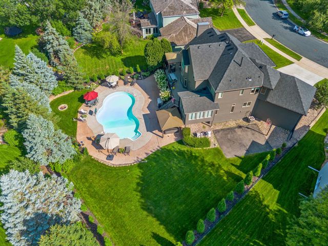 9548 Virginia Avenue S, Bloomington, MN 55438