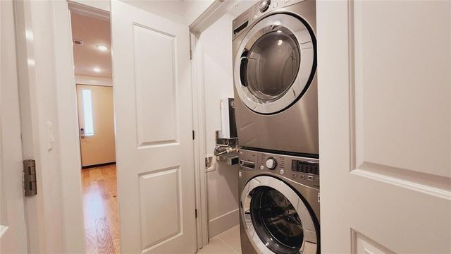 2401 Crawford Street B109, Houston, TX 77004
