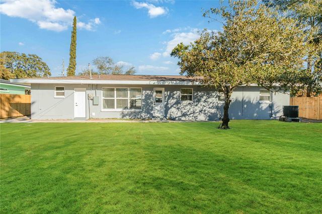 540 MILWAUKEE AVENUE, Dunedin, FL 34698