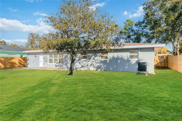 540 MILWAUKEE AVENUE, Dunedin, FL 34698