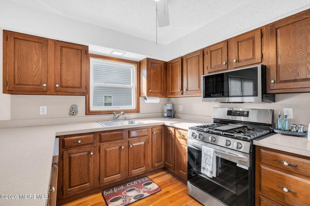 1905 Teakwood Road, Toms River, NJ 08753