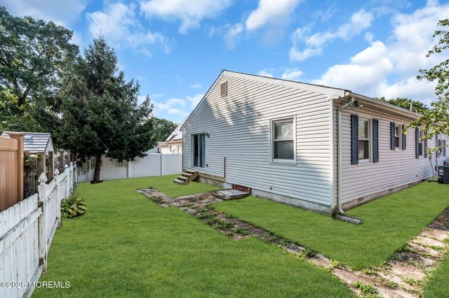 1905 Teakwood Road, Toms River, NJ 08753