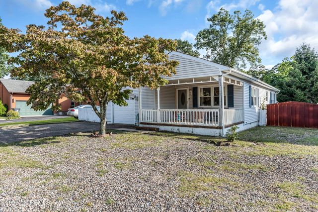 1905 Teakwood Road, Toms River, NJ 08753