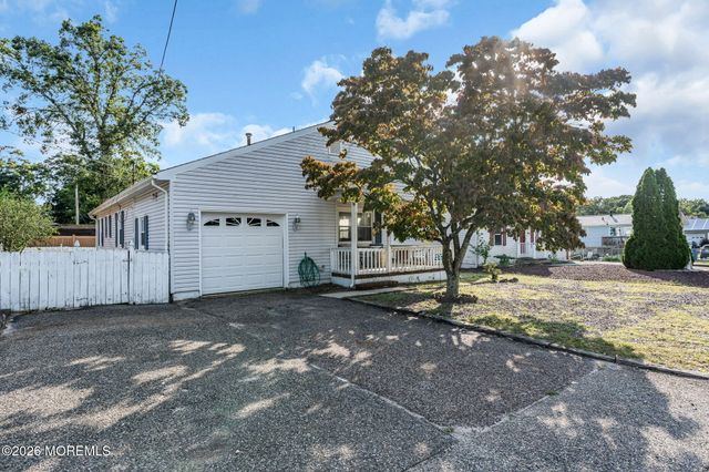 1905 Teakwood Road, Toms River, NJ 08753