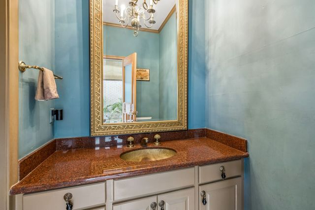 7415 Azalea Lane, Dallas, TX 75230