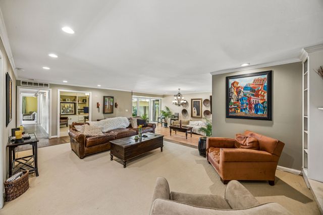 7415 Azalea Lane, Dallas, TX 75230